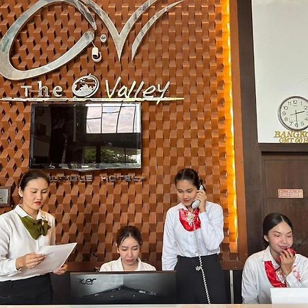 The O Valley Boutique Hotel Сурат Тхани Екстериор снимка