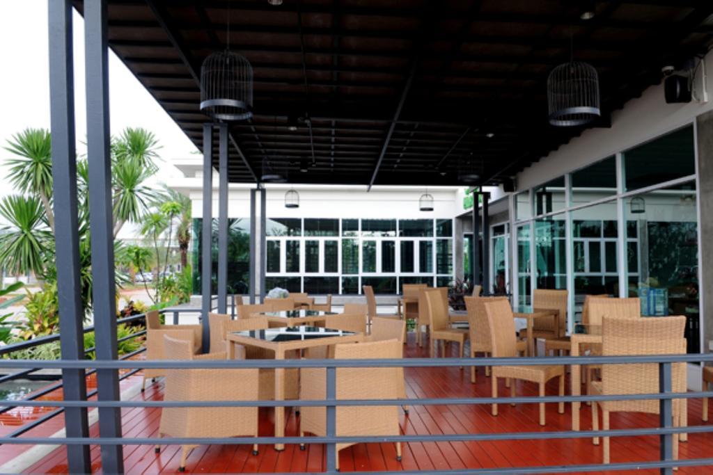 The O Valley Boutique Hotel Сурат Тхани Екстериор снимка